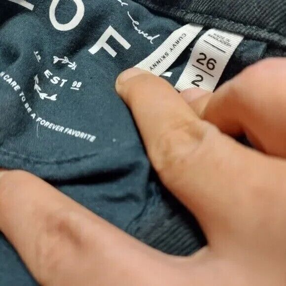 Ann Taylor LOFT Womens Size 26/2 Modern Curvy/Skinny Corduroy Pants Inseam 26! - Picture 3 of 16